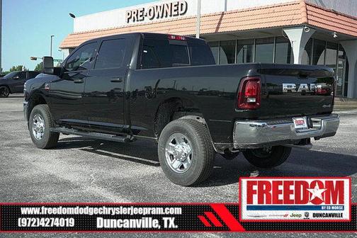 2025 RAM 2500 Tradesman Crew Cab 4x4 6'4' Box