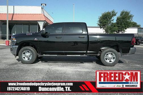 2025 RAM 2500 Tradesman Crew Cab 4x4 6'4' Box