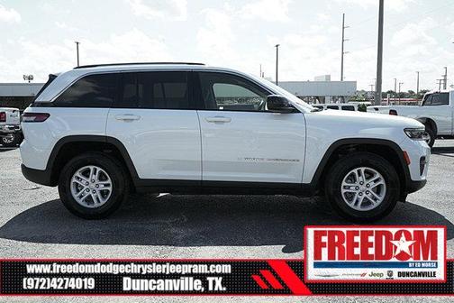 2023 Jeep Grand Cherokee Laredo