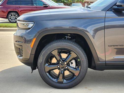 2025 Jeep Grand Cherokee L Altitude