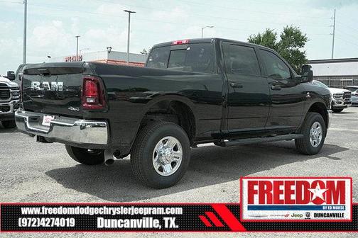 2025 RAM 2500 Tradesman Crew Cab 4x4 6'4' Box