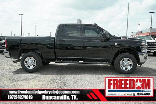 2025 RAM 2500 Tradesman Crew Cab 4x4 6'4' Box