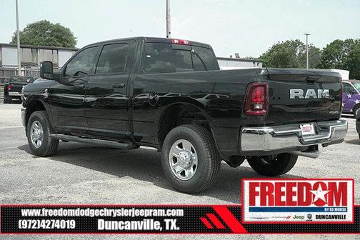 2025 RAM 2500 Tradesman Crew Cab 4x4 6'4' Box