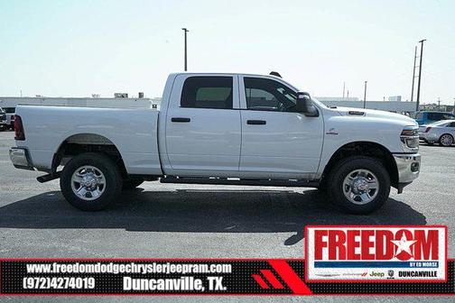 2025 RAM 2500 Tradesman Crew Cab 4x4 6'4' Box