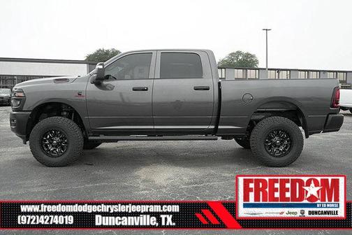 2025 RAM 2500 Tradesman Crew Cab 4x4 6'4' Box