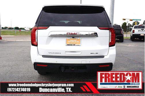Summit White 2022 GMC Yukon XL SLE