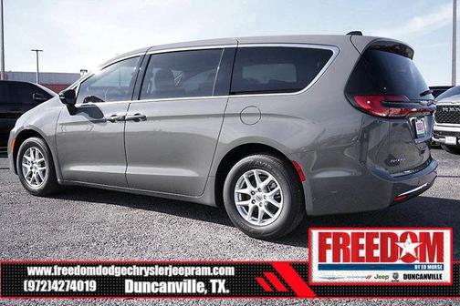 2025 Chrysler Pacifica L
