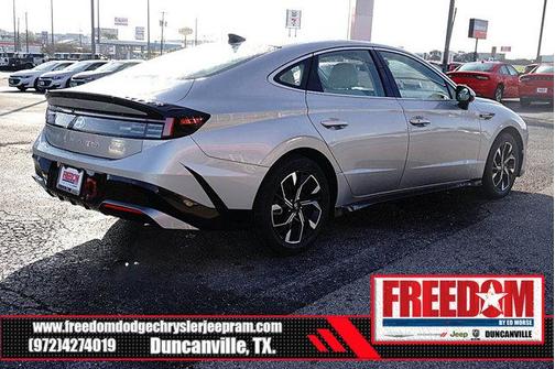 2024 Hyundai SONATA SEL