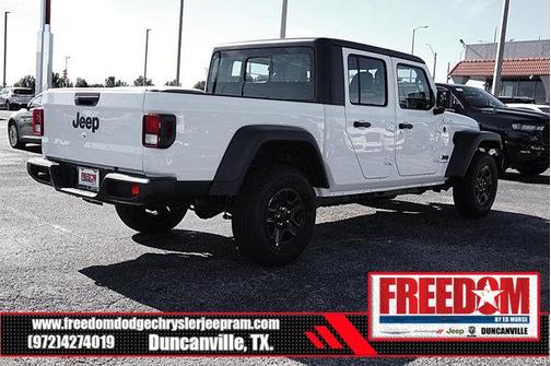 2026 Jeep Gladiator Sport