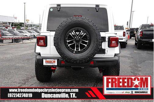 Bright White Clearcoat 2026 Jeep Wrangler Rubicon