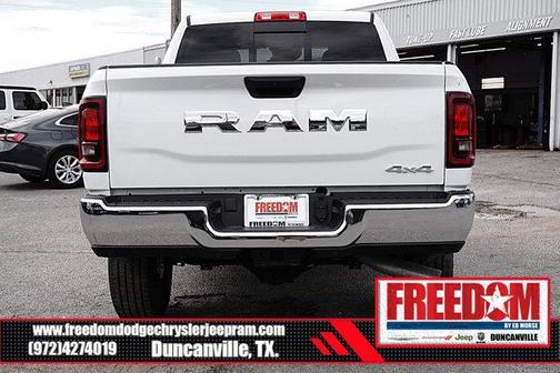 2025 RAM 2500 Tradesman Crew Cab 4x4 6'4' Box
