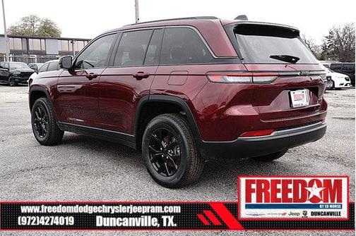 2026 Jeep Grand Cherokee Altitude