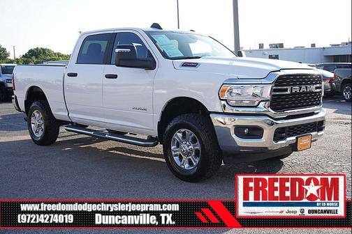 Bright White Clearcoat 2024 RAM 2500 Big Horn Crew Cab 4x4 6'4' Box