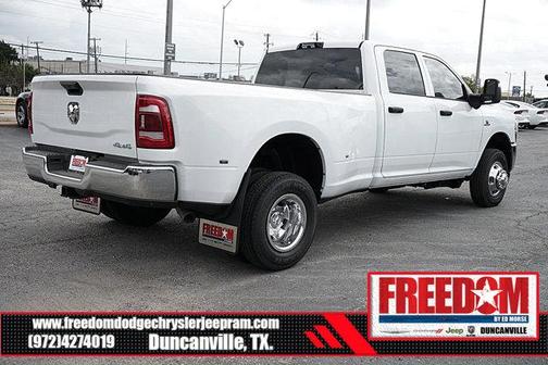 2024 RAM 3500 Tradesman Crew Cab 4x4 8' Box