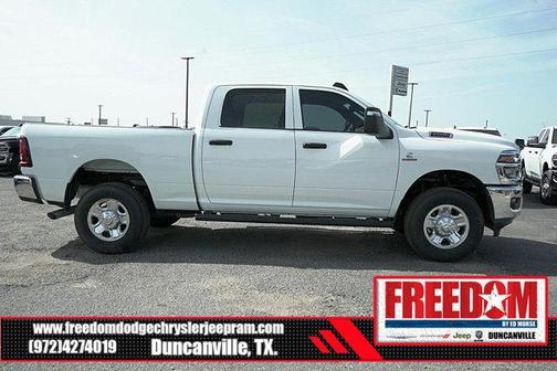 2025 RAM 2500 Tradesman Crew Cab 4x4 6'4' Box