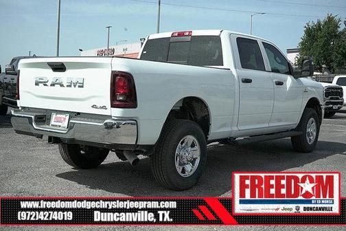 2025 RAM 2500 Tradesman Crew Cab 4x4 6'4' Box
