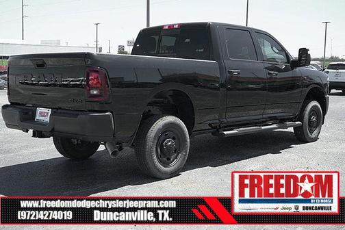 2025 RAM 2500 Tradesman Crew Cab 4x4 6'4' Box