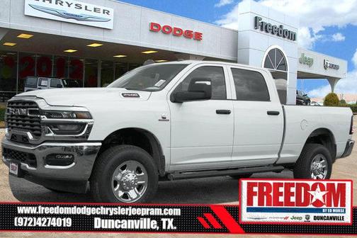2025 RAM 2500 Tradesman Crew Cab 4x4 6'4' Box