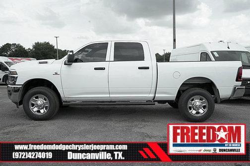 2025 RAM 2500 Tradesman Crew Cab 4x4 6'4' Box