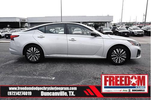 Brilliant Silver Metallic 2024 Nissan Altima 2.5 SV