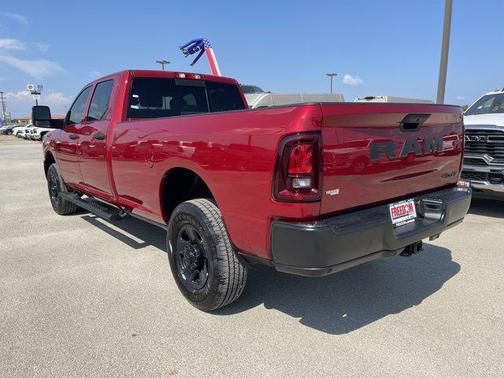 2026 RAM 3500 Tradesman Crew Cab 4x4 8' Box