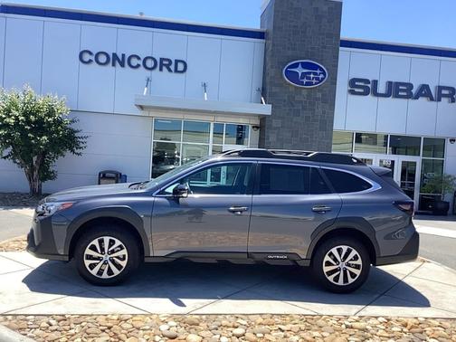 Magnetite Gray Metallic 2025 Subaru Outback Premium