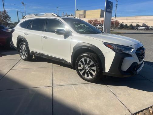 2025 Subaru Outback Touring