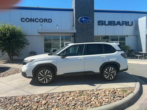 Crystal White Pearl 2026 Subaru Forester Touring