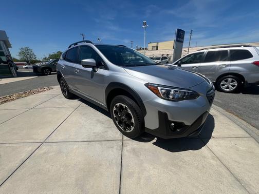 Ice Silver Metallic 2023 Subaru Crosstrek Premium