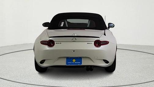 Snowflake White Pearl 2026 Mazda MX-5 Miata Club