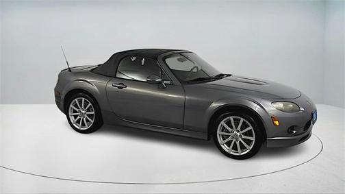 2006 Mazda MX-5 Miata 
