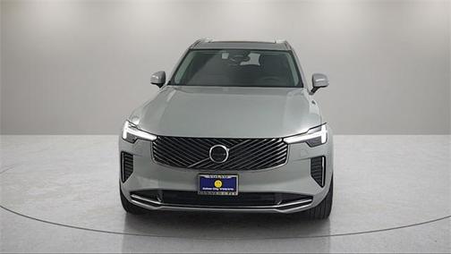 2025 Volvo XC90 B6 Plus 7-Seater