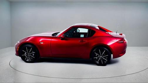 Soul Red Crystal Metallic 2026 Mazda MX-5 Miata GRAND TOURING