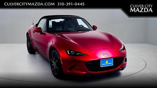 Soul Red Crystal Metallic 2026 Mazda MX-5 Miata GRAND TOURING