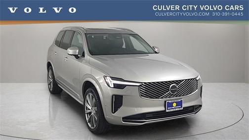 2025 Volvo XC90 B6 Plus 6-Seater