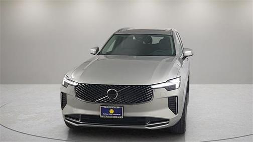 2025 Volvo XC90 B6 Plus 6-Seater