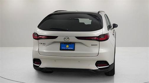 2025 Mazda CX-70 PHEV Premium Package