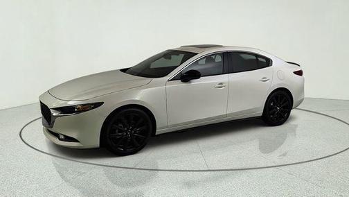 Snowflake White Pearl 2026 Mazda Mazda3 2.5 S Carbon Edition