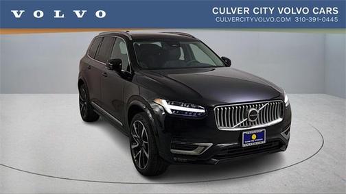 2023 Volvo XC90 B5 Plus