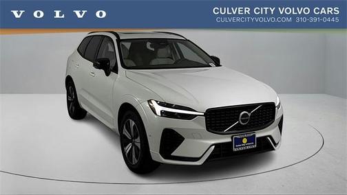2024 Volvo XC60 Recharge Plug-In Hybrid T8 Plus Dark Theme