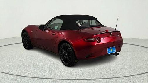 Soul Red Crystal Metallic 2026 Mazda MX-5 Miata Club