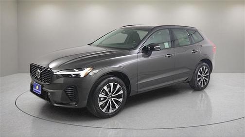 2025 Volvo XC60 B5 Core