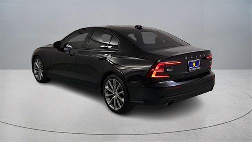 2019 Volvo S60 T5 Momentum