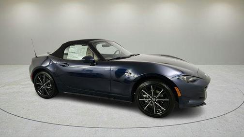 2026 Mazda MX-5 Miata GRAND TOURING