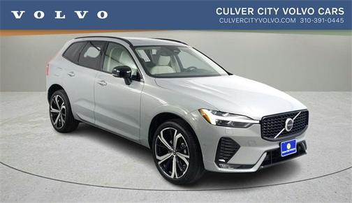 2025 Volvo XC60 B5 Ultra