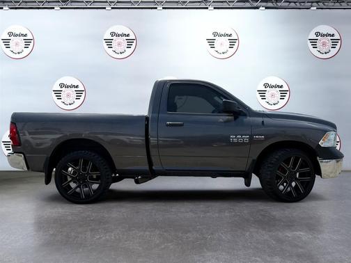 2014 RAM 1500 ST
