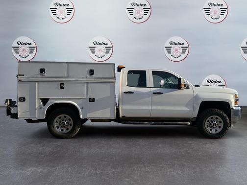 Summit White 2019 Chevrolet Silverado 2500 WT