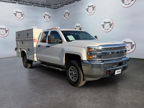 Summit White 2019 Chevrolet Silverado 2500 WT