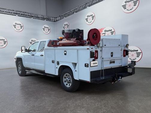 Summit White 2019 Chevrolet Silverado 2500 WT