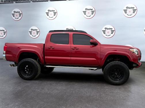 2017 Toyota Tacoma SR5